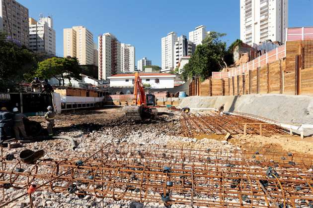 Início das obras | Cyrela 2014 The Year Edition – Apartamento	no  Alto da Lapa - São Paulo - São Paulo